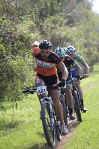 カップル旅行で楽しむMTB体験宿のおすすめは？